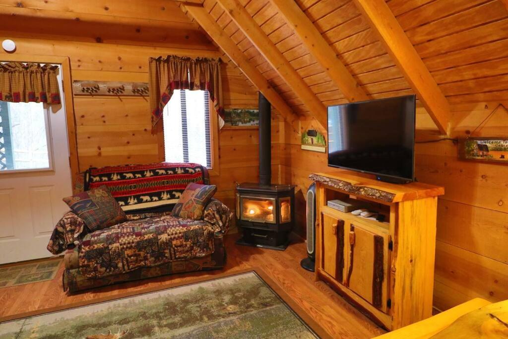 Cute Updated Mountain Cabin Fireplace #3 Helen Eksteriør bilde